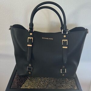 NWT Michael Kors black Bedford legacy tote